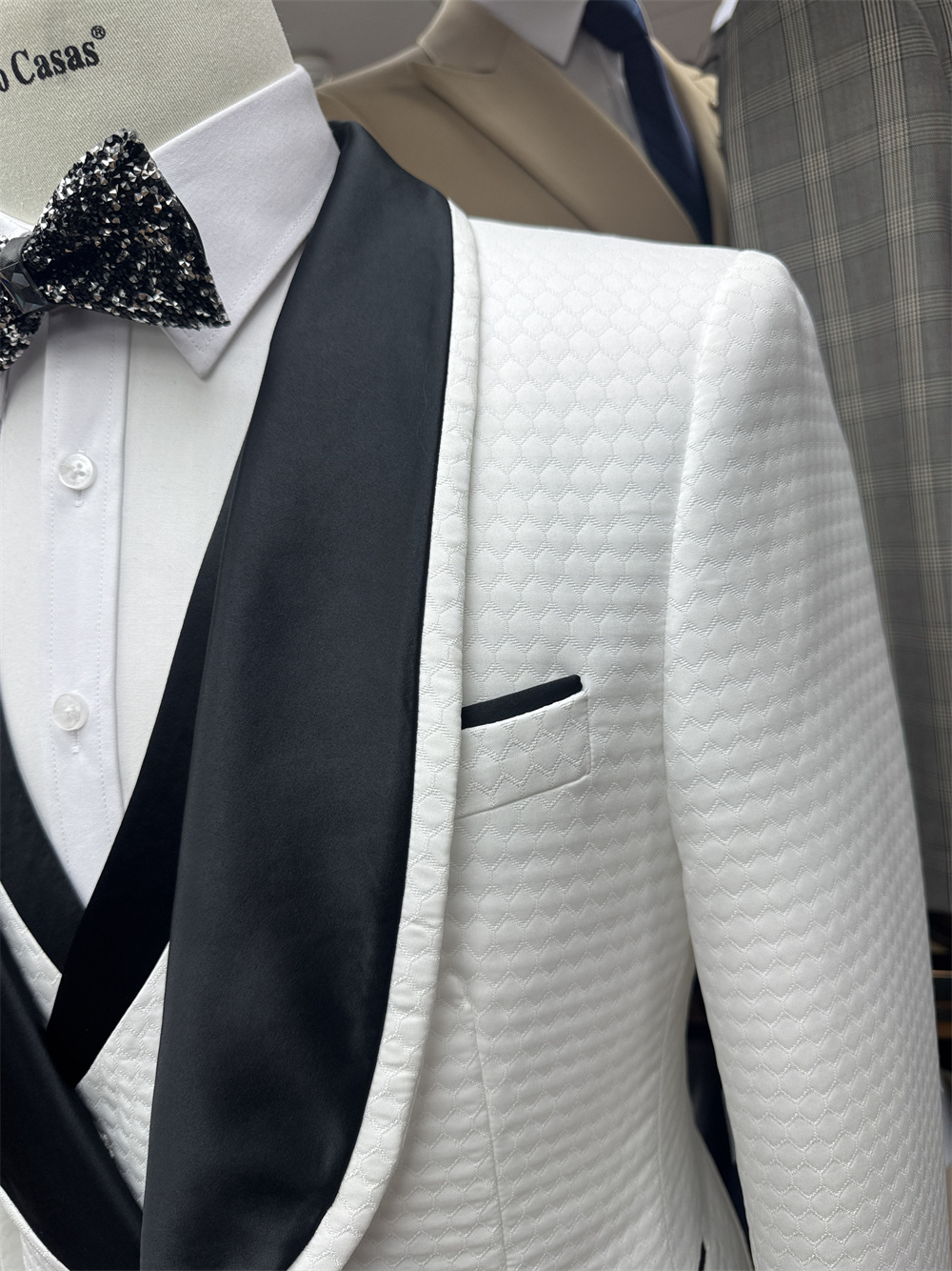 Costume 3 pièces à motifs pour - Men Formal Wear Shop avis et prix