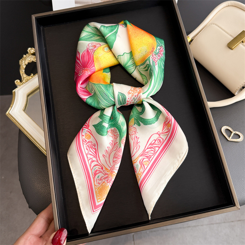 Foulards carrés en soie imprim - Silk Tie Woven avis et prix