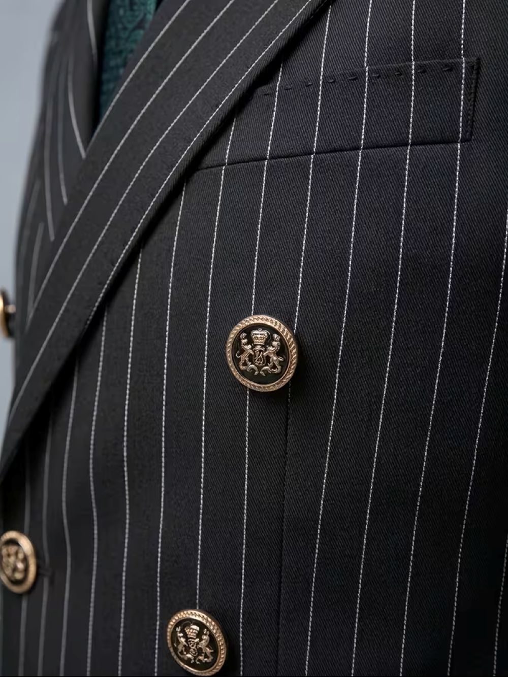   Blazer noir à rayures fines  - Formal Wear For Men Black Suit avis et prix